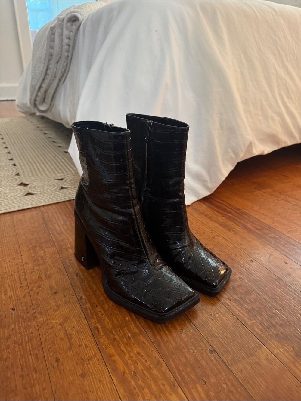 Circus by Sam Edelman Black Croc-Embossed Square-Toe Block Heel Ankle Boots
